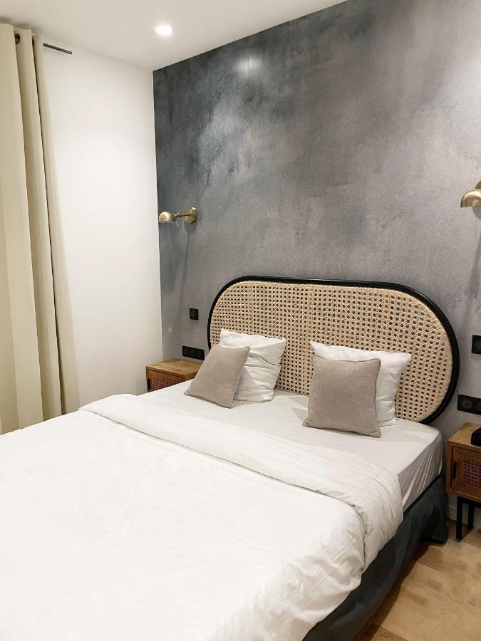 Big Three Apartments In Avlabari, Old Tbilisi ภายนอก รูปภาพ