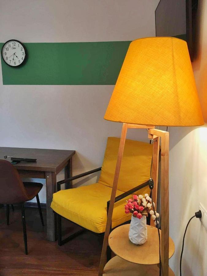Big Three Apartments In Avlabari, Old Tbilisi ภายนอก รูปภาพ